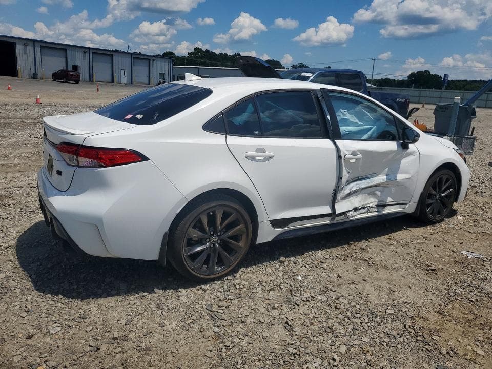 2023 TOYOTA COROLLA SE 3