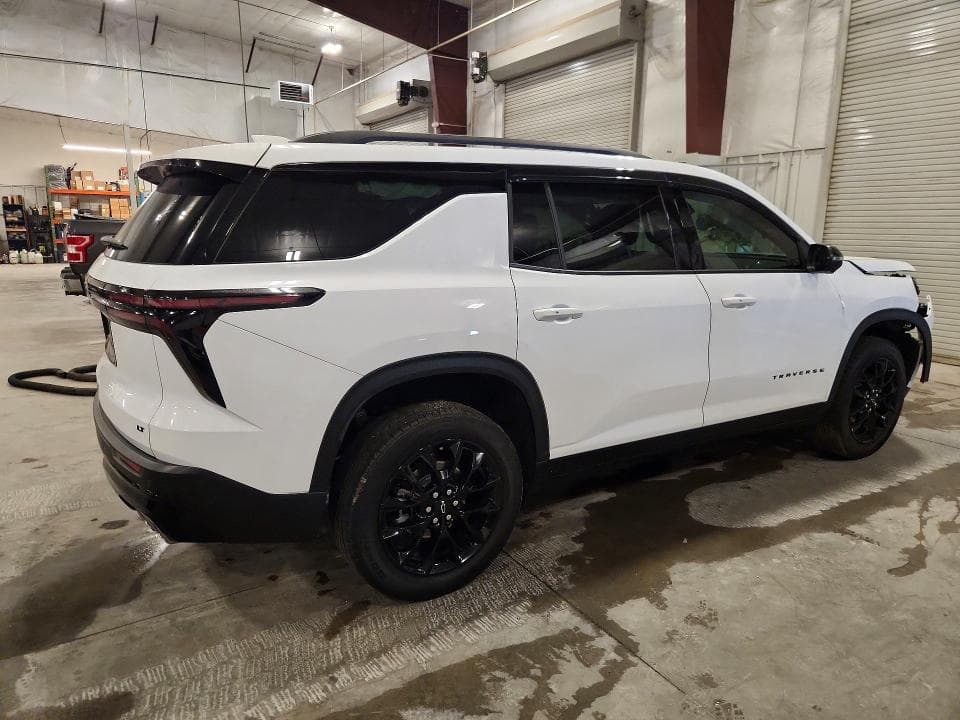 2024 CHEVROLET TRAVERSE LT 3