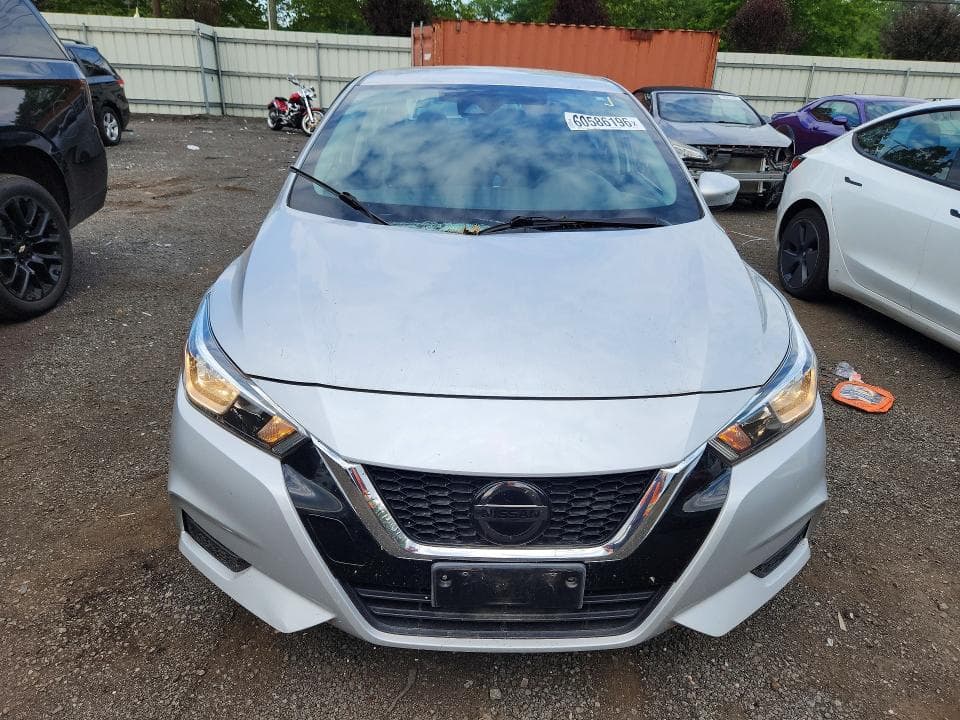2021 NISSAN VERSA SV 5