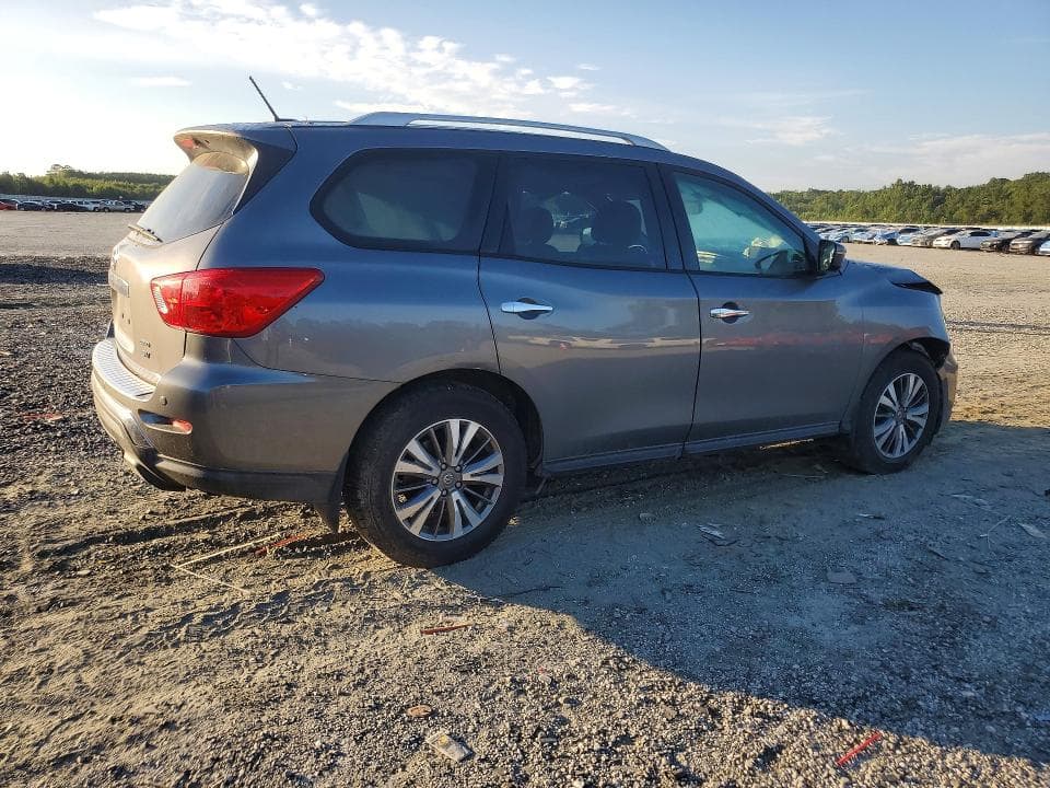2017 NISSAN PATHFINDER SV 3