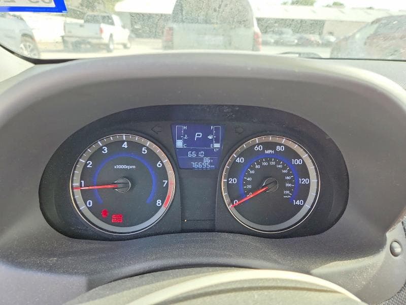 2017 HYUNDAI ACCENT SE 9
