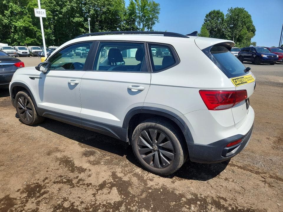 2023 VOLKSWAGEN TAOS S 2