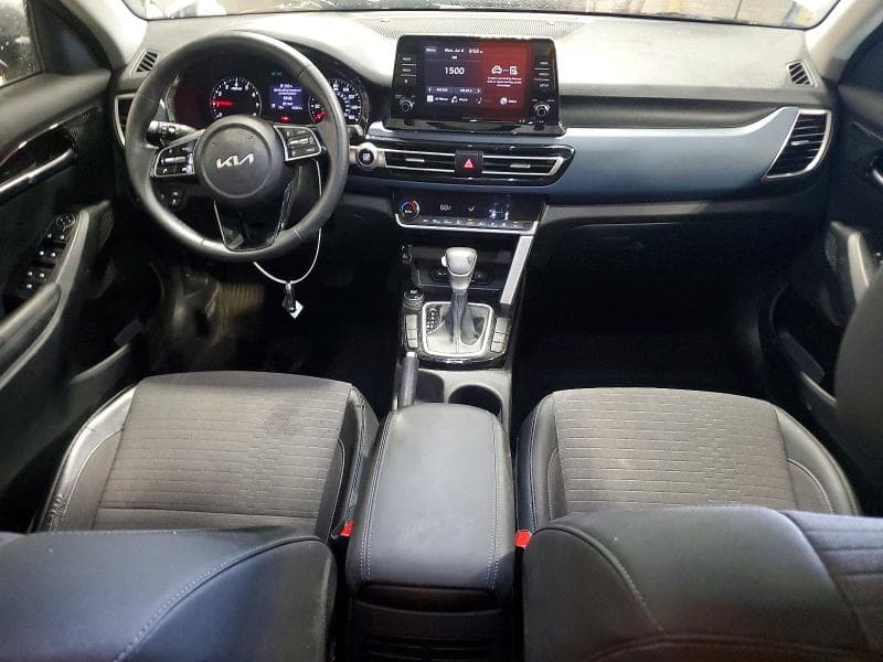 2023 KIA SELTOS S 8