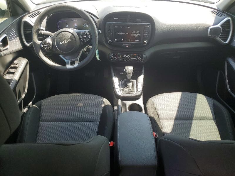 2025 KIA SOUL LX 8