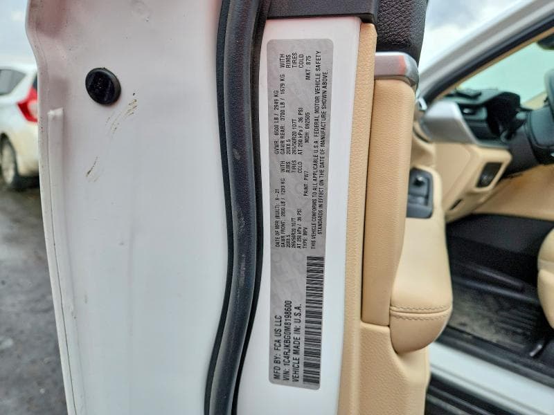 2021 JEEP GRAND CHEROKEE L LIMITED 13