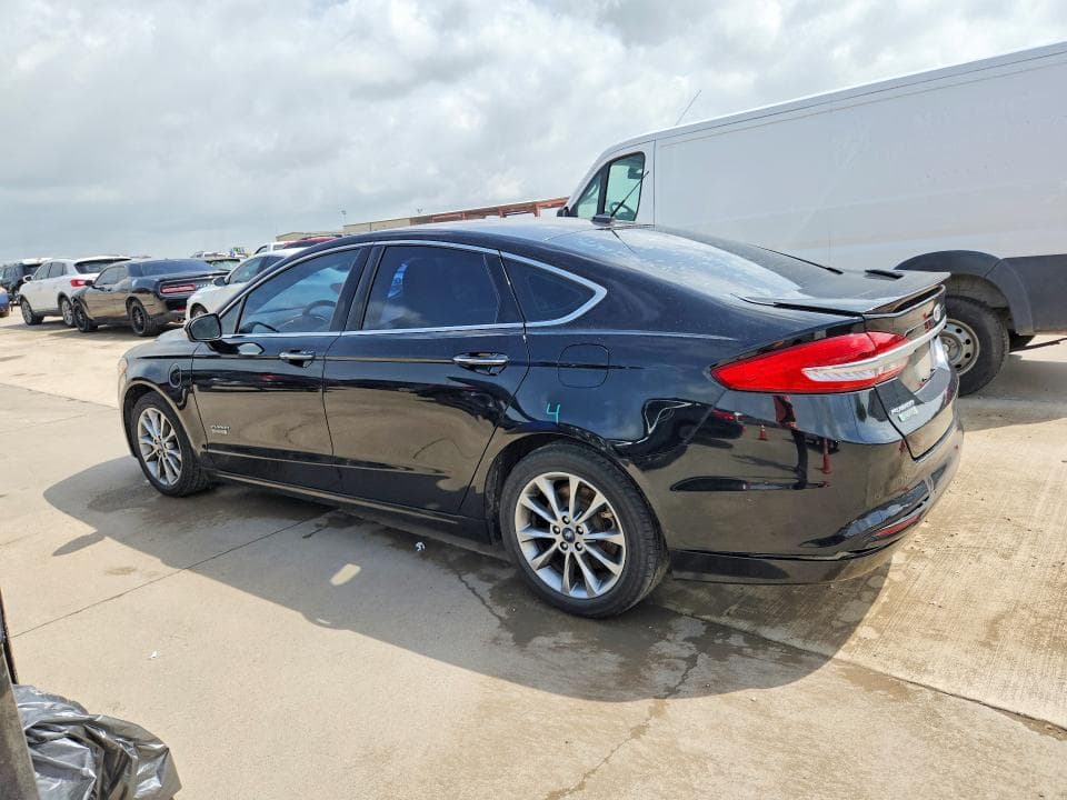 2018 FORD FUSION TITANIUM/PLATINUM PHEV 2