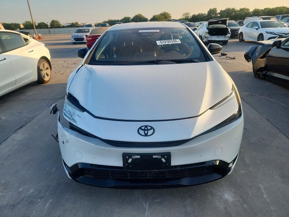 2025 TOYOTA PRIUS NIGHTSHADE 5