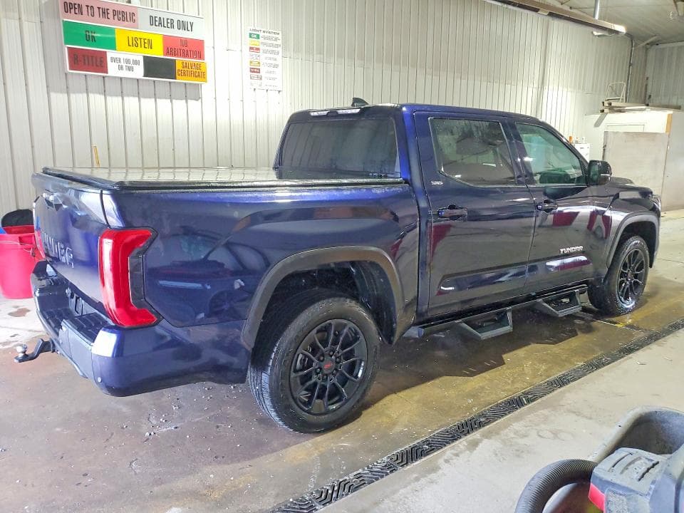 2025 TOYOTA TUNDRA SR5 3