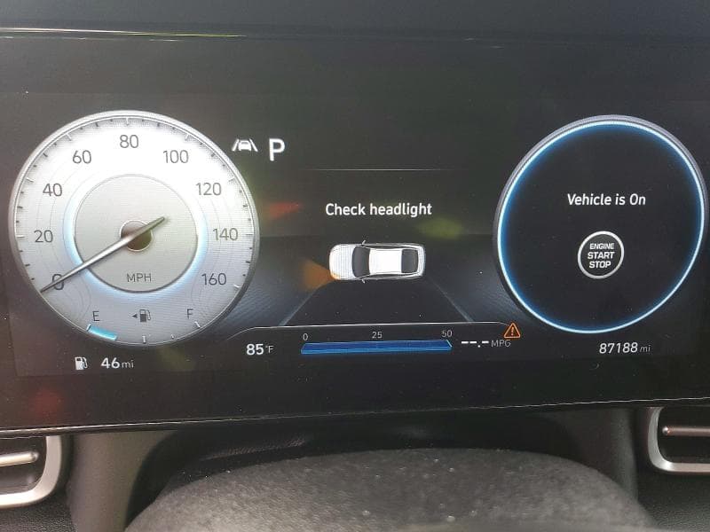 2023 HYUNDAI ELANTRA SEL 9