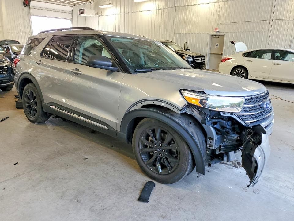 2023 FORD EXPLORER XLT 4