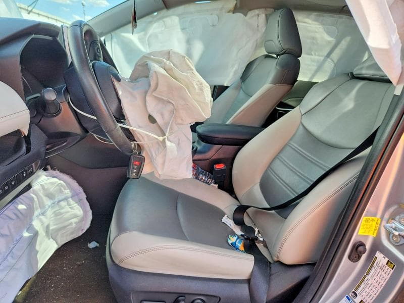 2021 TOYOTA RAV4 XLE PREMIUM 7