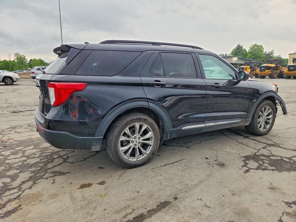 2021 FORD EXPLORER XLT 3