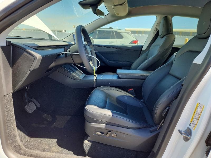 2026 TESLA MODEL Y 7