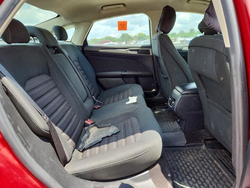 2019 FORD FUSION SE 10