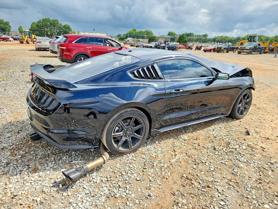 2019 FORD MUSTANG 3