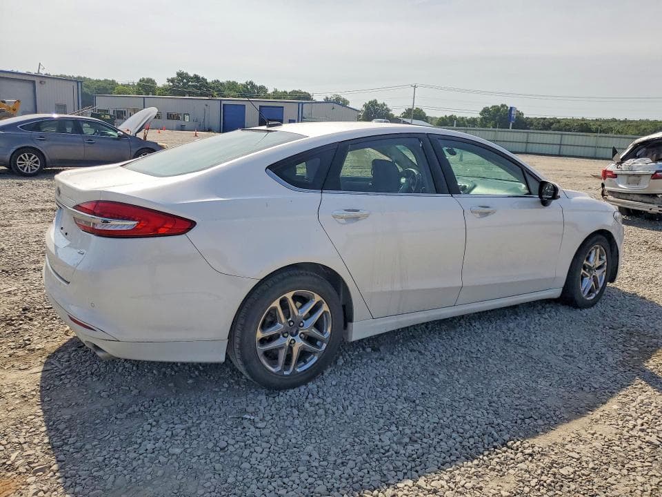 2018 FORD FUSION SE 3
