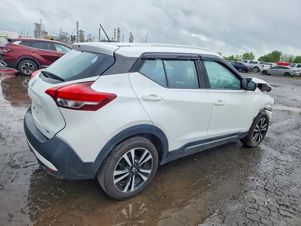 2019 NISSAN KICKS S 3