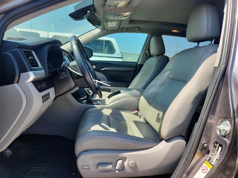 2019 TOYOTA HIGHLANDER LIMITED PLATINUM 7