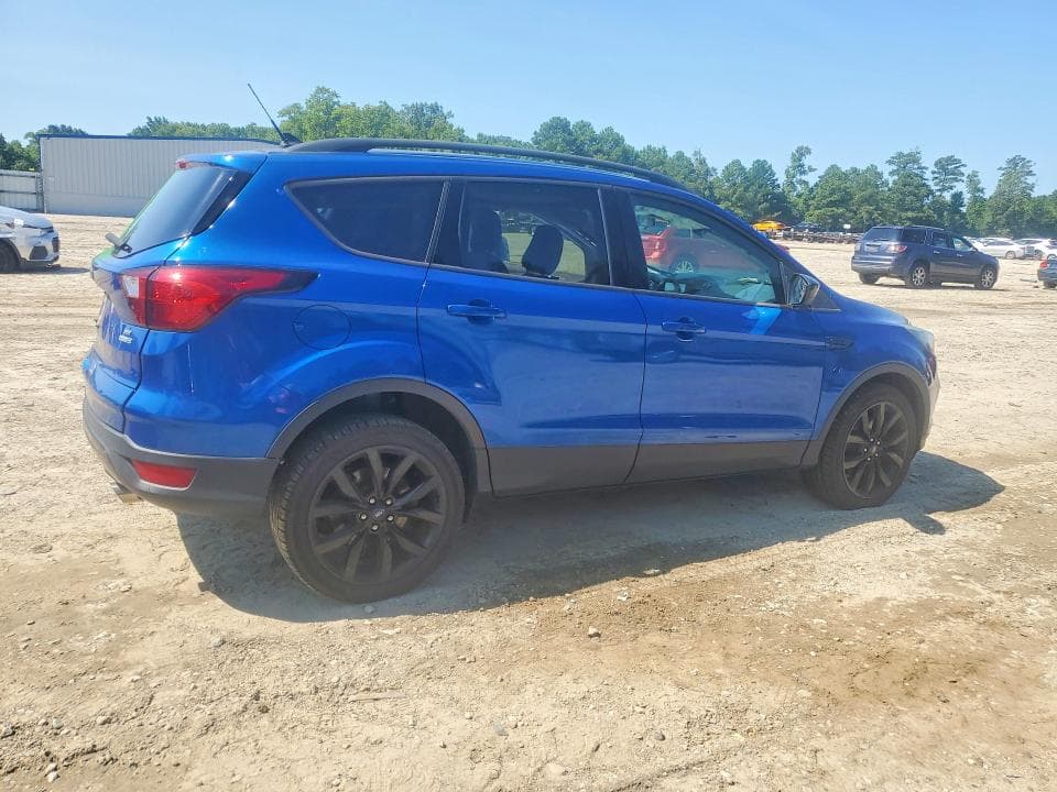 2019 FORD ESCAPE SE 3