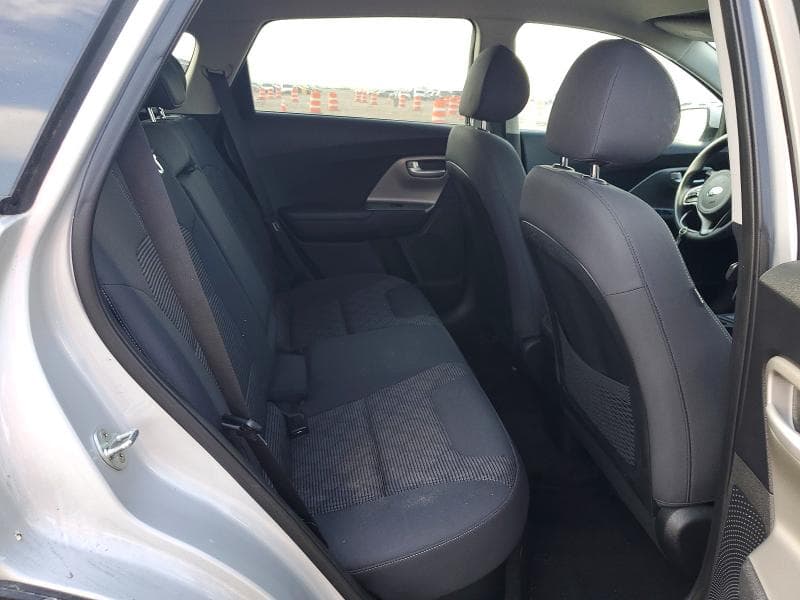 2019 KIA NIRO LX 10