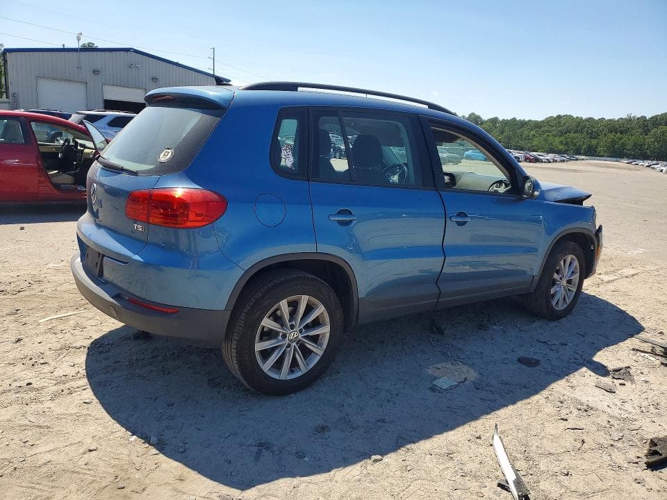 2017 VOLKSWAGEN TIGUAN S 3