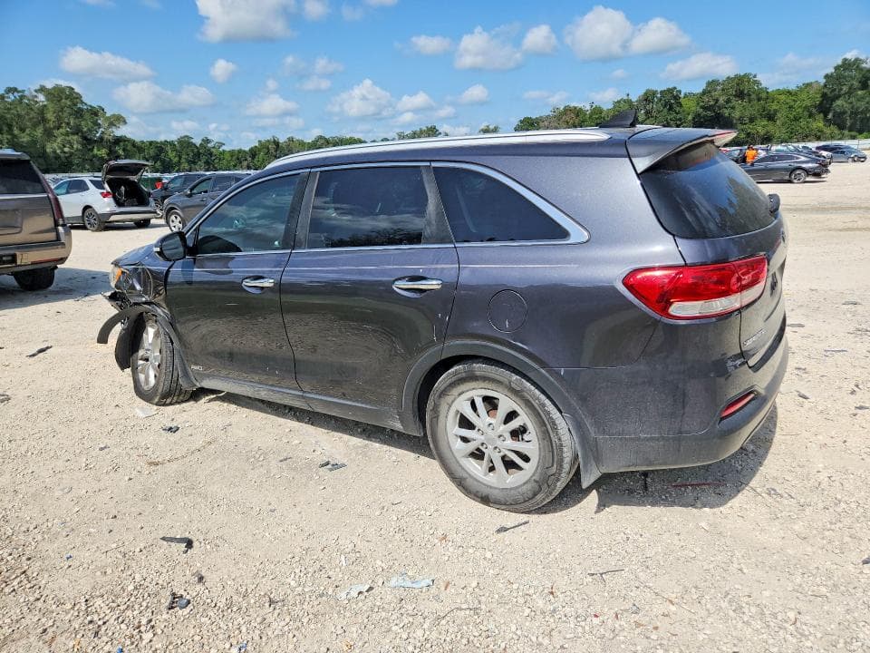 2017 KIA SORENTO LX 2