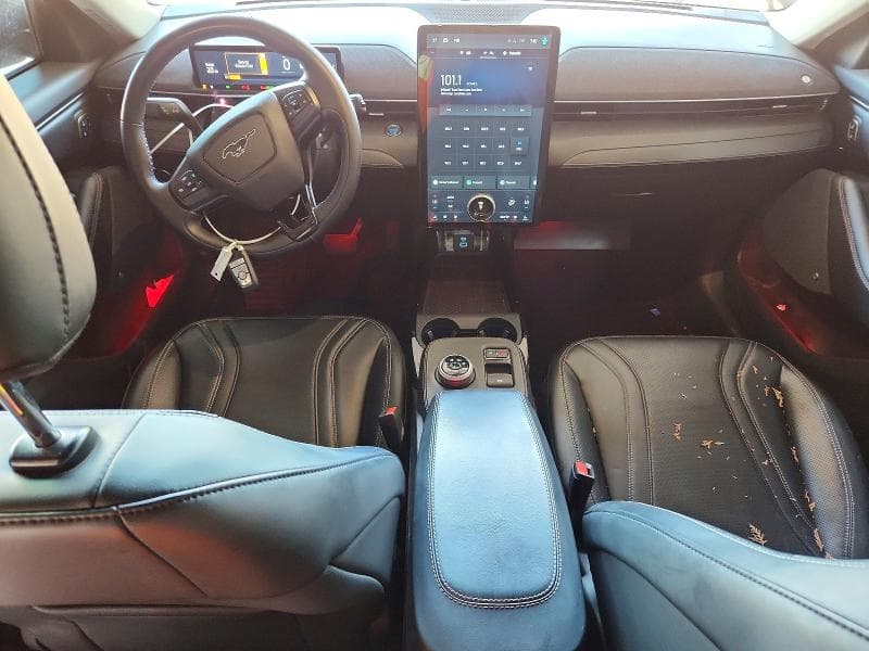 2024 FORD MUSTANG MACH-E PREMIUM 8