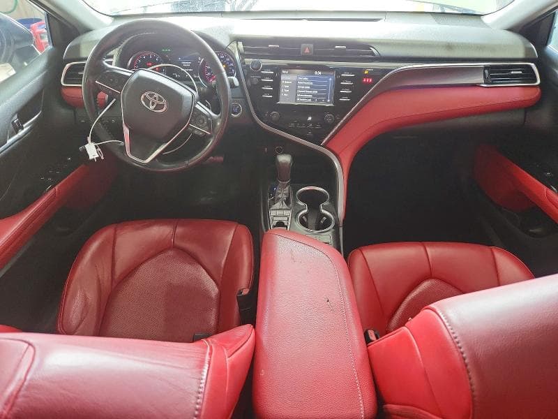 2018 TOYOTA CAMRY XSE 8