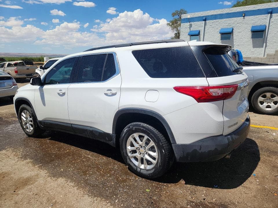 2019 CHEVROLET TRAVERSE LT 2