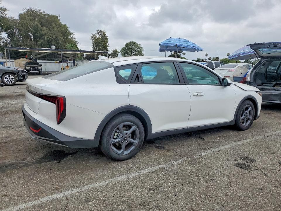 2026 KIA K4 LXS 3