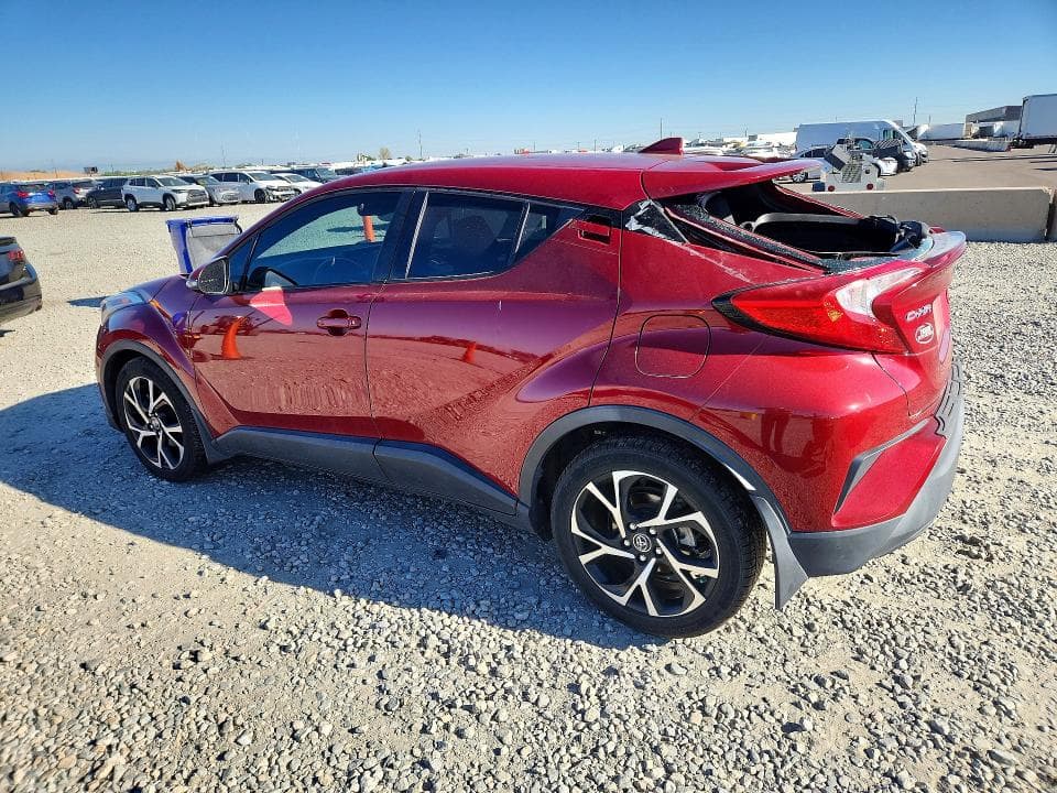 2018 TOYOTA C-HR XLE PREMIUM 2