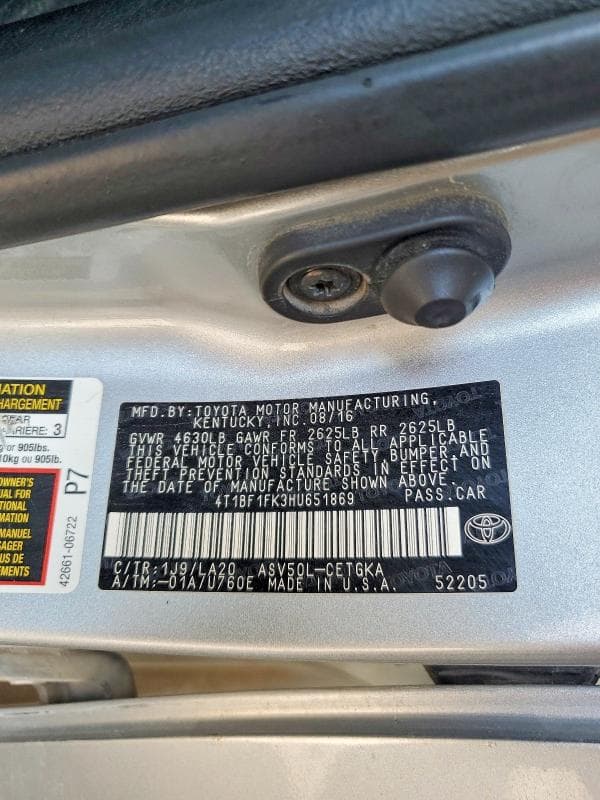 2017 TOYOTA CAMRY XLE 12