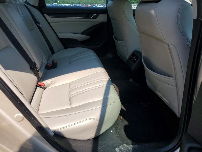 2018 HONDA ACCORD EX 10