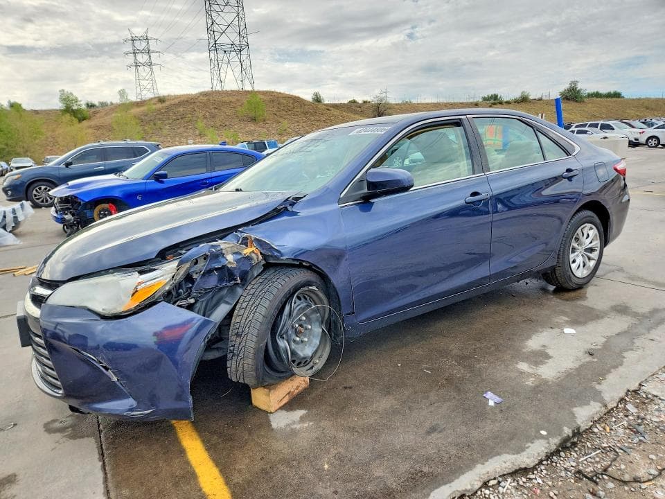 2017 TOYOTA CAMRY LE - 1