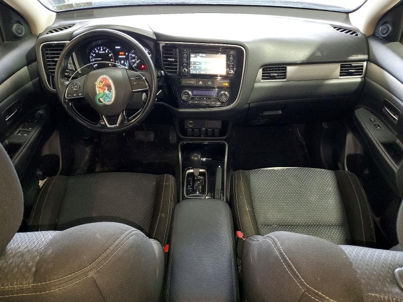 2017 MITSUBISHI OUTLANDER ES 8