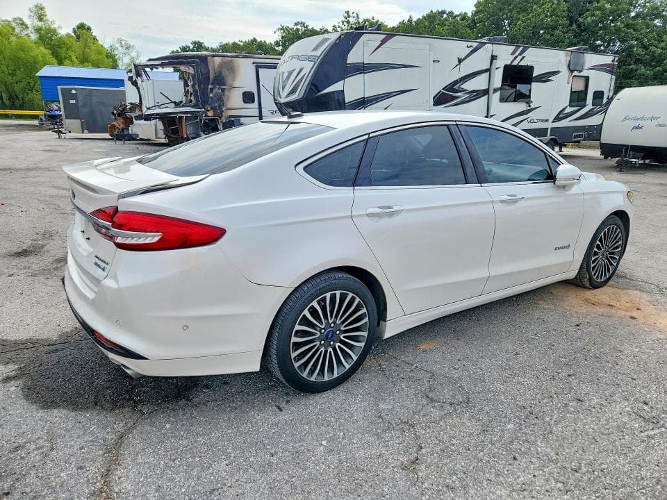 2017 FORD FUSION TITANIUM HEV 3