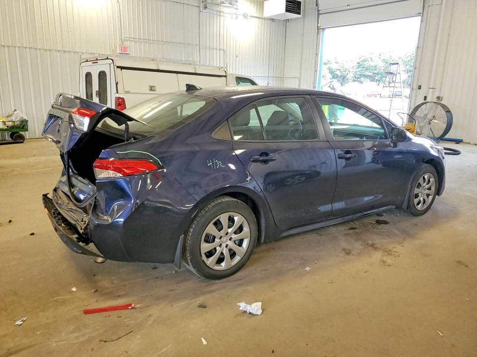 2020 TOYOTA COROLLA LE 3