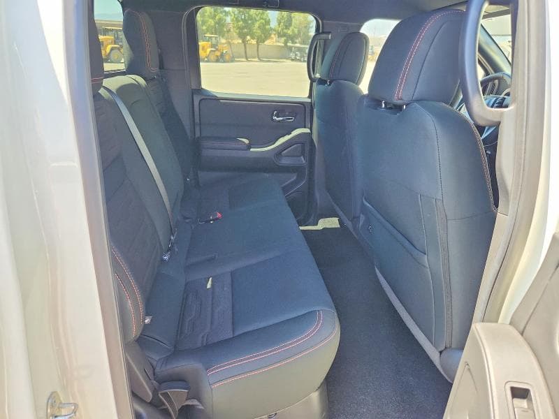2025 NISSAN FRONTIER PRO-4X 10