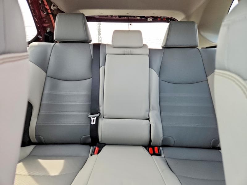2025 TOYOTA RAV4 LIMITED 10