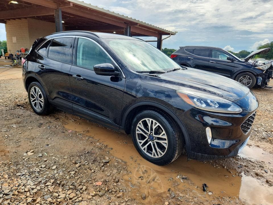 2021 FORD ESCAPE SEL 4