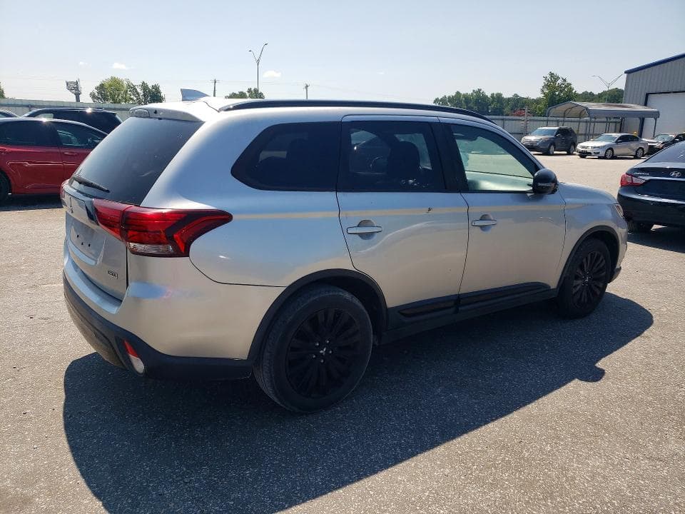 2020 MITSUBISHI OUTLANDER SE 3