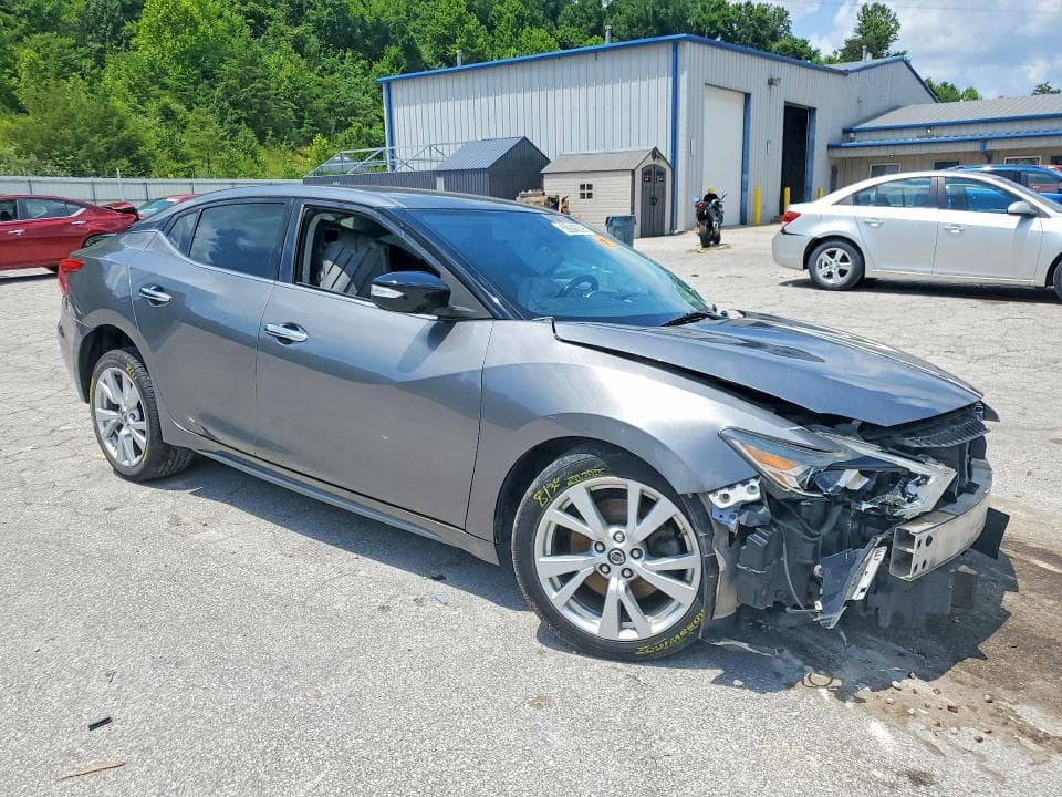 2017 NISSAN MAXIMA 3.5 SV 4
