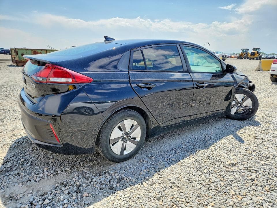 2017 HYUNDAI IONIQ BLUE 3