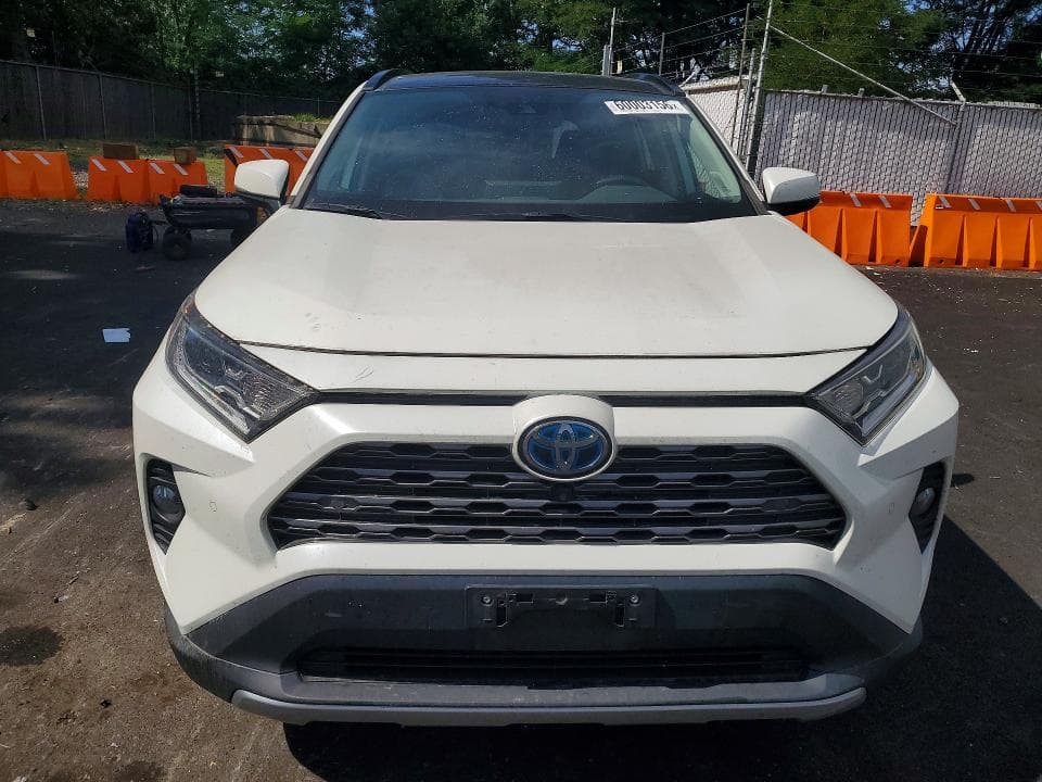 2020 TOYOTA RAV4 LIMITED 5