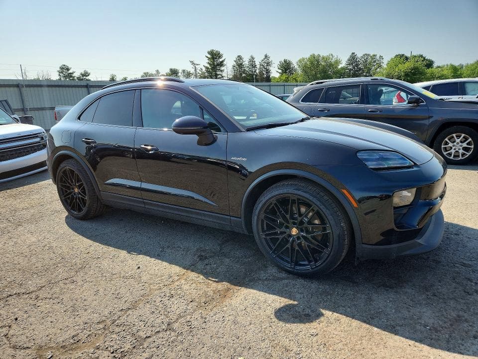2025 PORSCHE MACAN 4S 4
