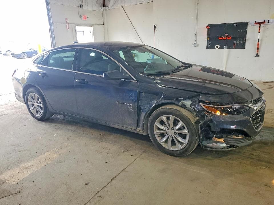 2022 CHEVROLET MALIBU LT 4