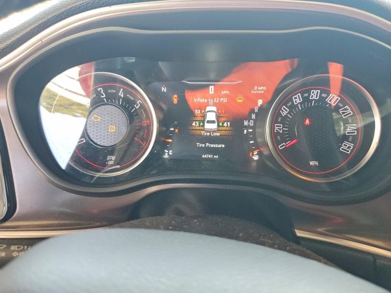 2019 DODGE CHALLENGER R/T 9