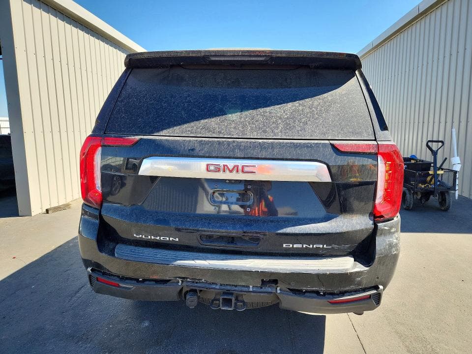 2021 GMC YUKON DENALI 6