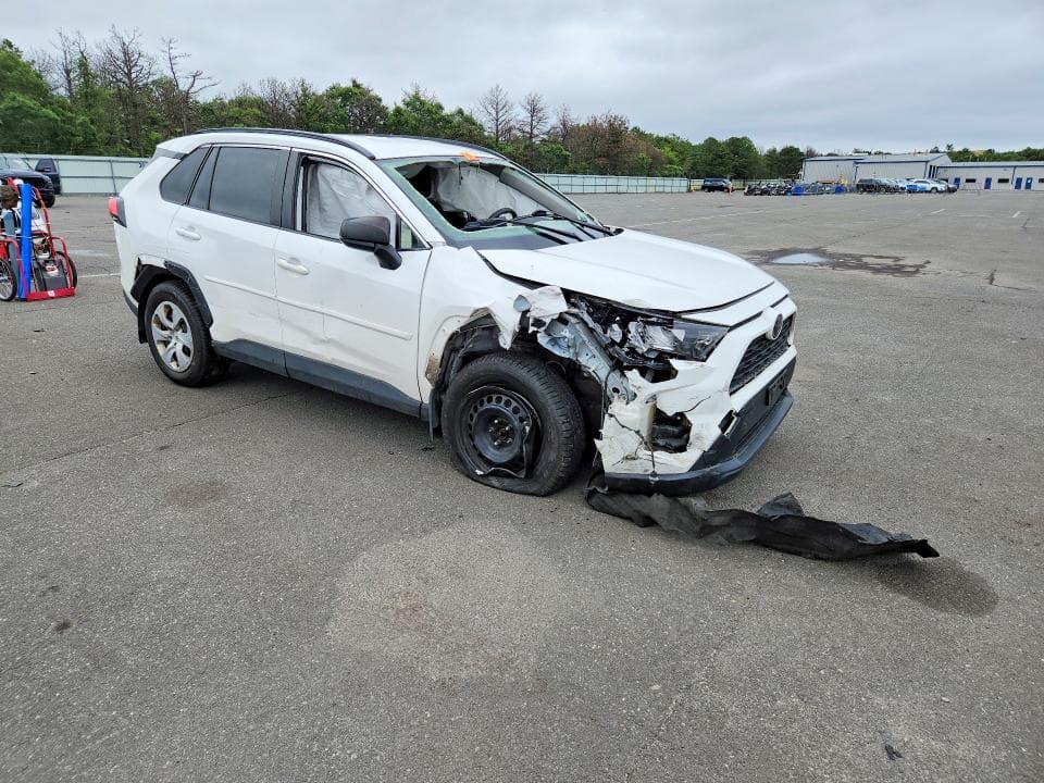 2019 TOYOTA RAV4 LE 4