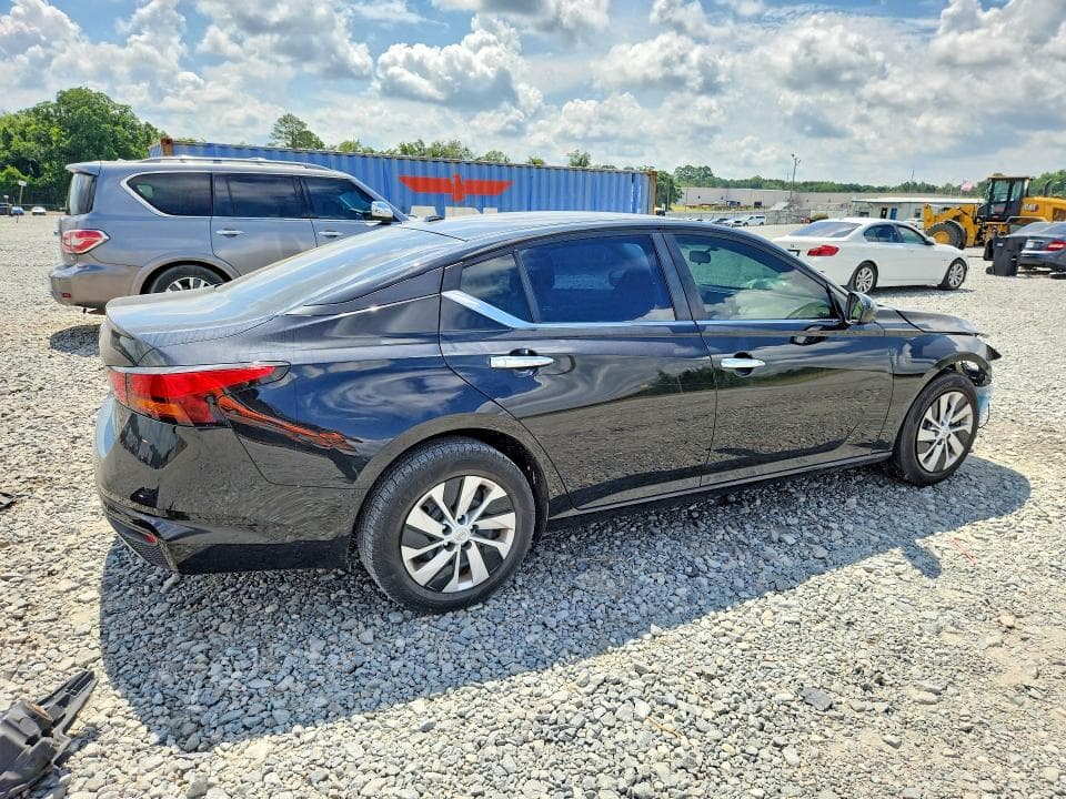 2019 NISSAN ALTIMA S 3